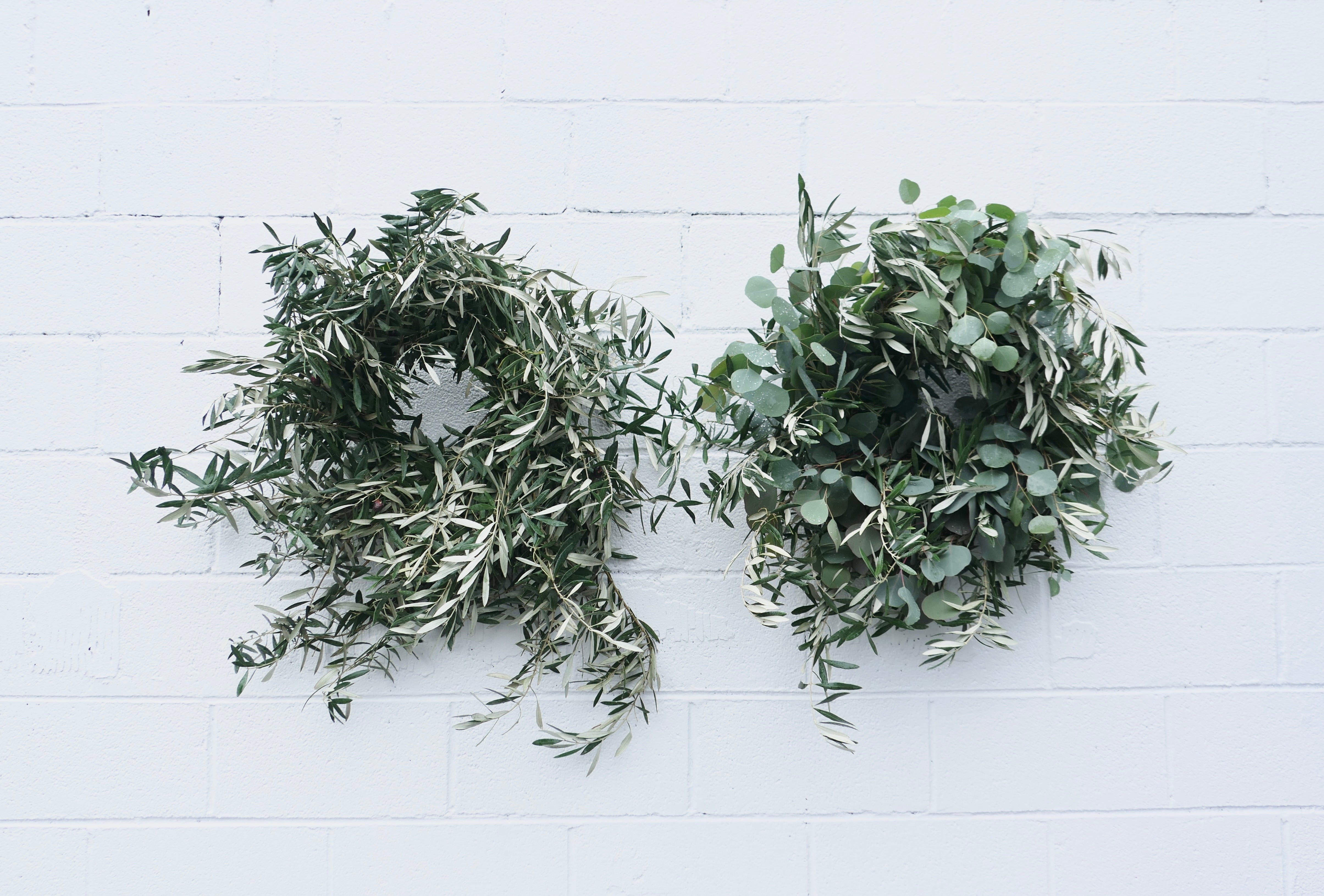 Send wreaths nationwide