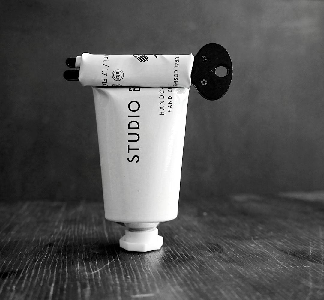 Studio Botanic x Saskia Diez Bunny Tube Key - Foto by Wenzel Beuys