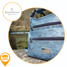 Laden Sie das Bild in den Galerie-Viewer, AmadiaCork - Designed By Nature: Zwei in eine Rucksacktasche
