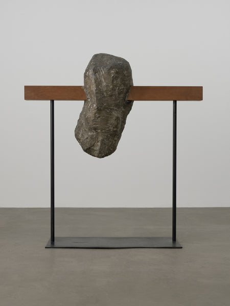 Isamu Noguchi: Everything is Sculpture - dans le gris