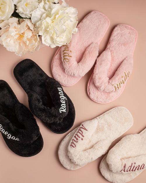 Personalized Pink Fluffy Slippers – SimplyNameIt