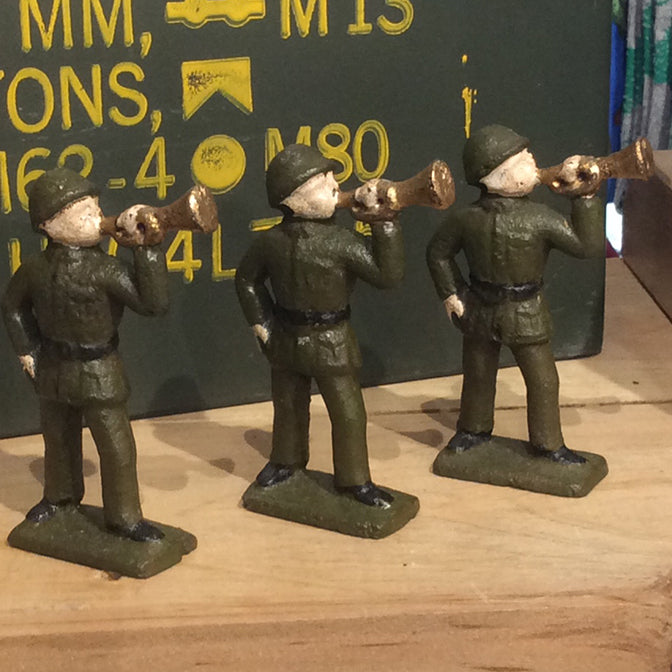 cast iron army soldiers