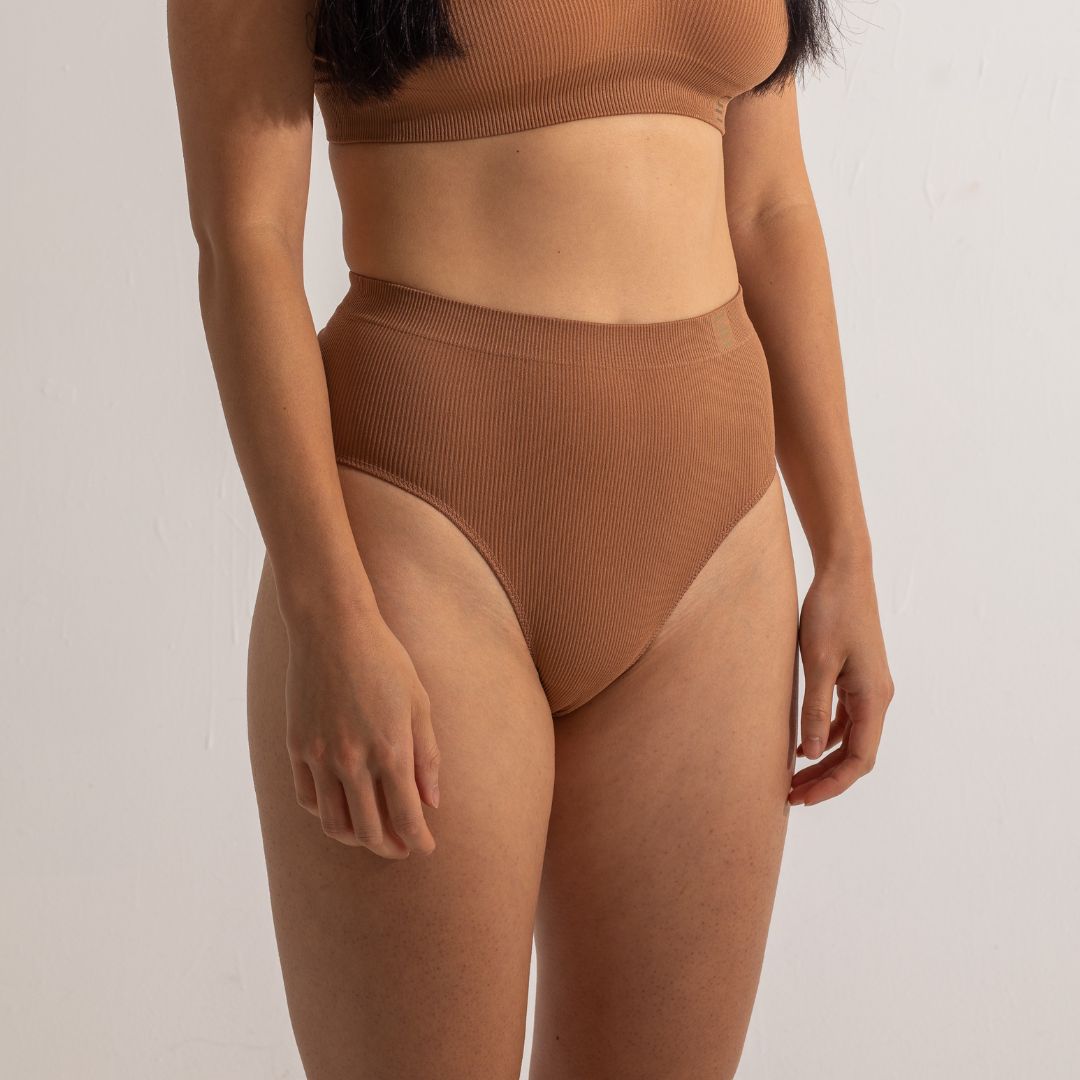 Recycled Wireless Bra DD+ - Nude 4