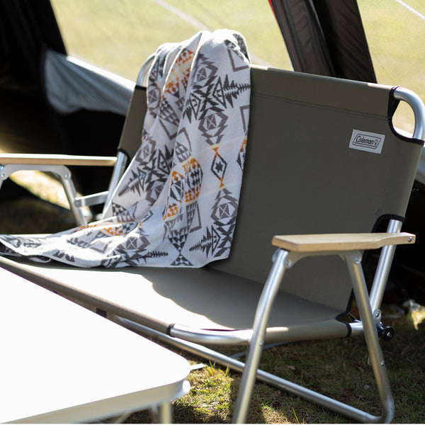 umade-coleman-露營折疊椅-露營椅-輕鬆折疊且不占空間，享受舒適的戶外露營活動