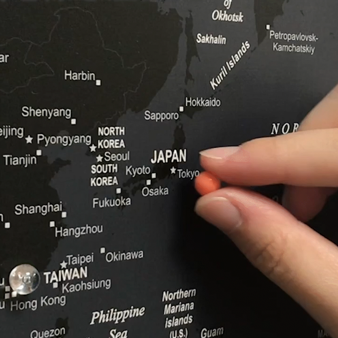 umade-umap-訂製世界地圖(壁幔/布)-彩色水晶磁鐵地標扣-夜幕黑-紀錄旅行世界國家首都與小島們，標記每個美好足跡，規劃未來旅程
