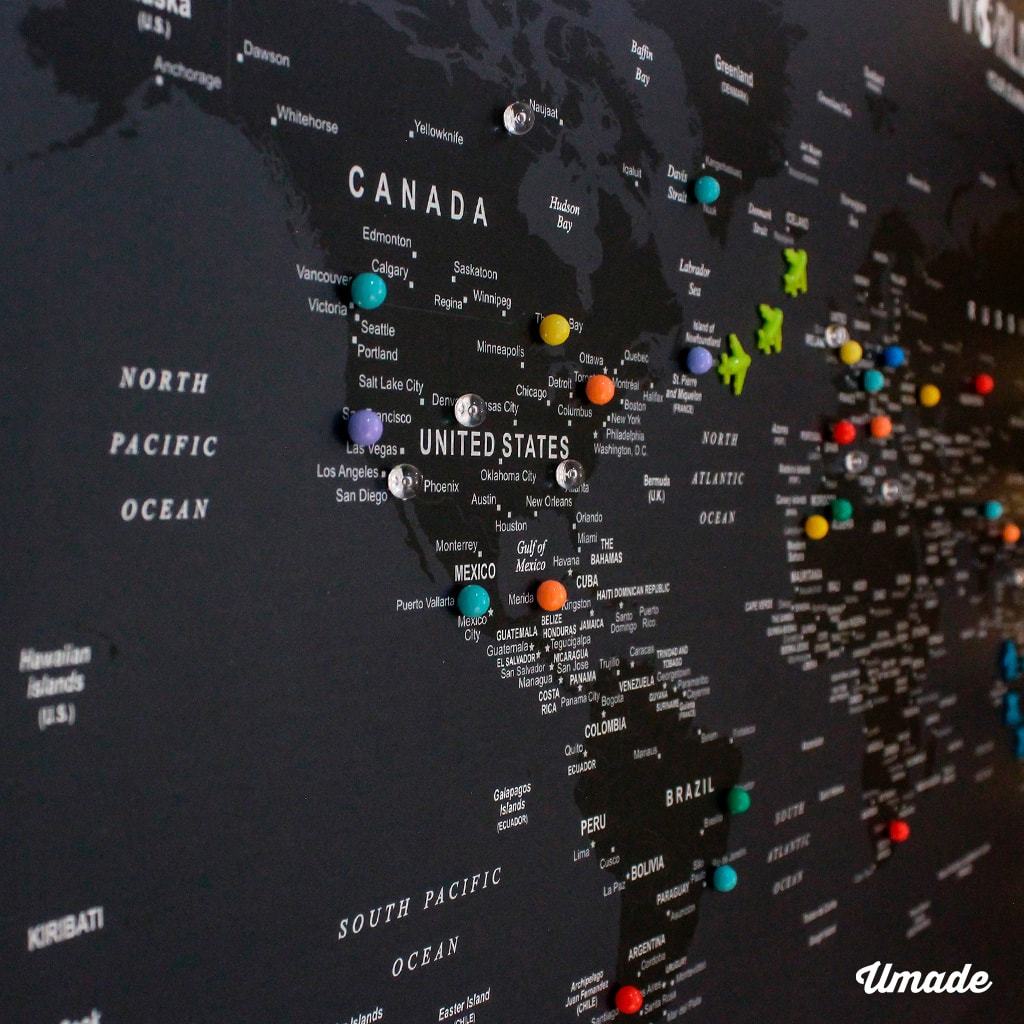 umade-umap-訂製世界地圖(實木框海報)-夜幕黑色-水晶磁鐵地標標註你的世界足跡，走到哪旅行就記錄到哪