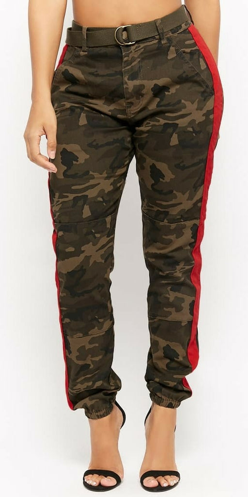 camo jeans with red stripe