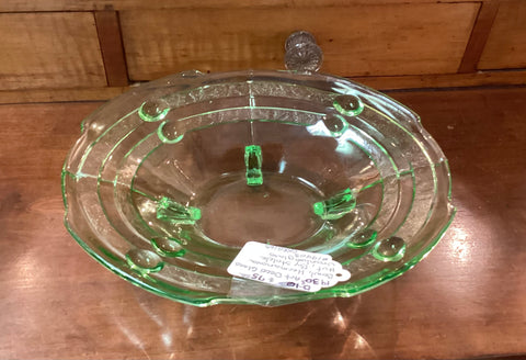 Uranium Green Wine Glass with Etched Flowers – Williamsburg