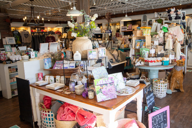 Little Luxuries of Mackinac Island | Charming gift boutique on Mackinac ...