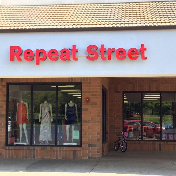 Repeat Street Consignment Gurnee, IL Used Mens Clothing Used Women's Clothing Used Childrens Clothing Used Home Decor