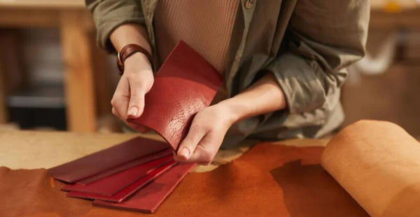 Beginners Guide To Painting Leather  Painting leather, Painted leather  purse, Painted leather bag