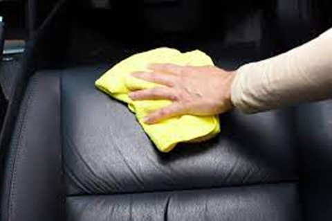 Home Supplies to Remove Paint From Leather