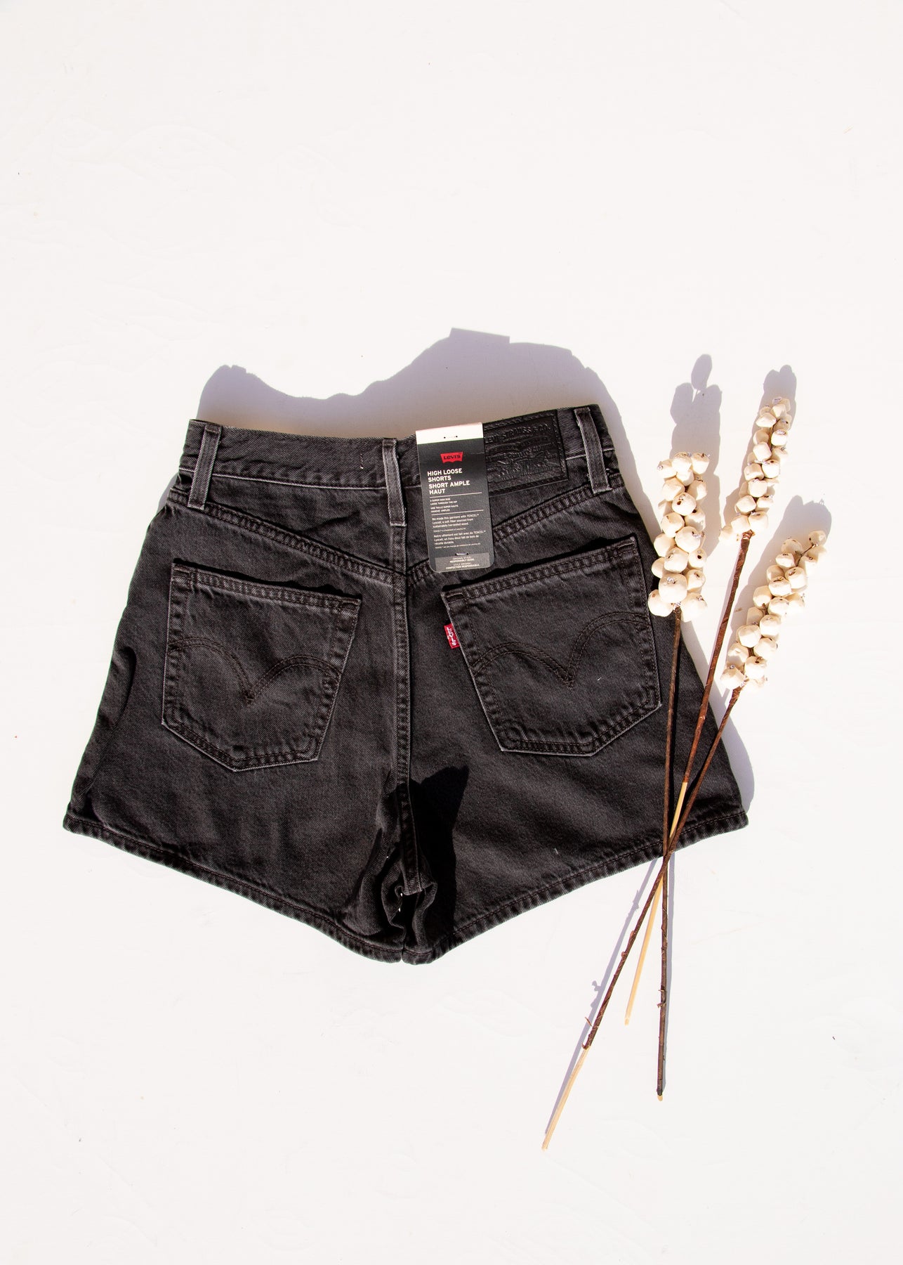 Levi's High Loose Shorts - LEGIT – Thr3e Clothing