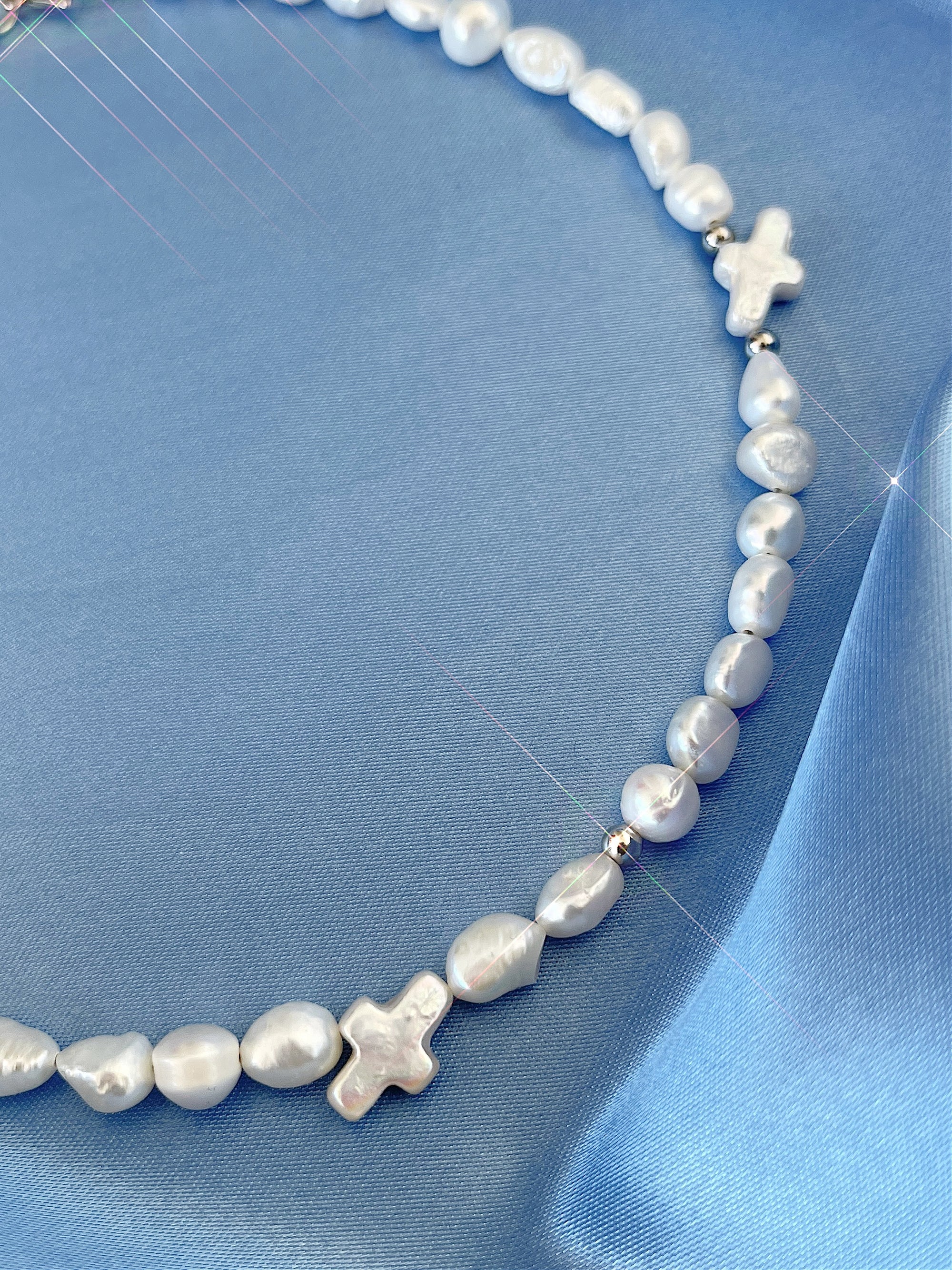 YIN & YANG FRESHWATER PEARL NECKLACE - FIVE FOURTY NINE