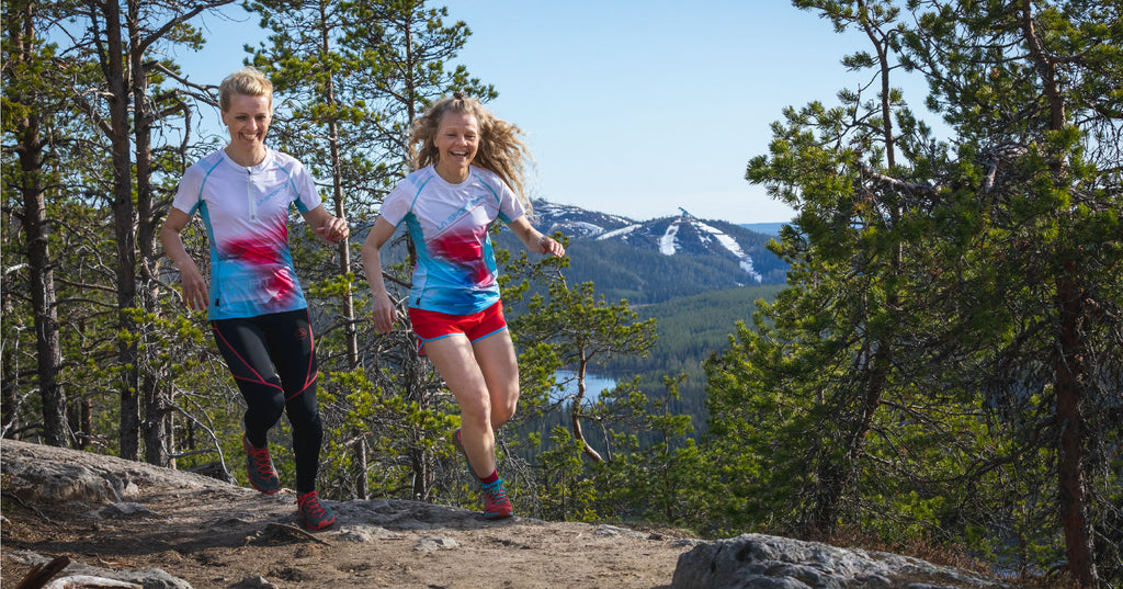 Mountainrunning.fi mäkitreenihaasteet kesä '23⎪Kuva: Rami Valonen⎪Juoksijat: Eija Keski-Säntti ja Mia Tuoriniemi