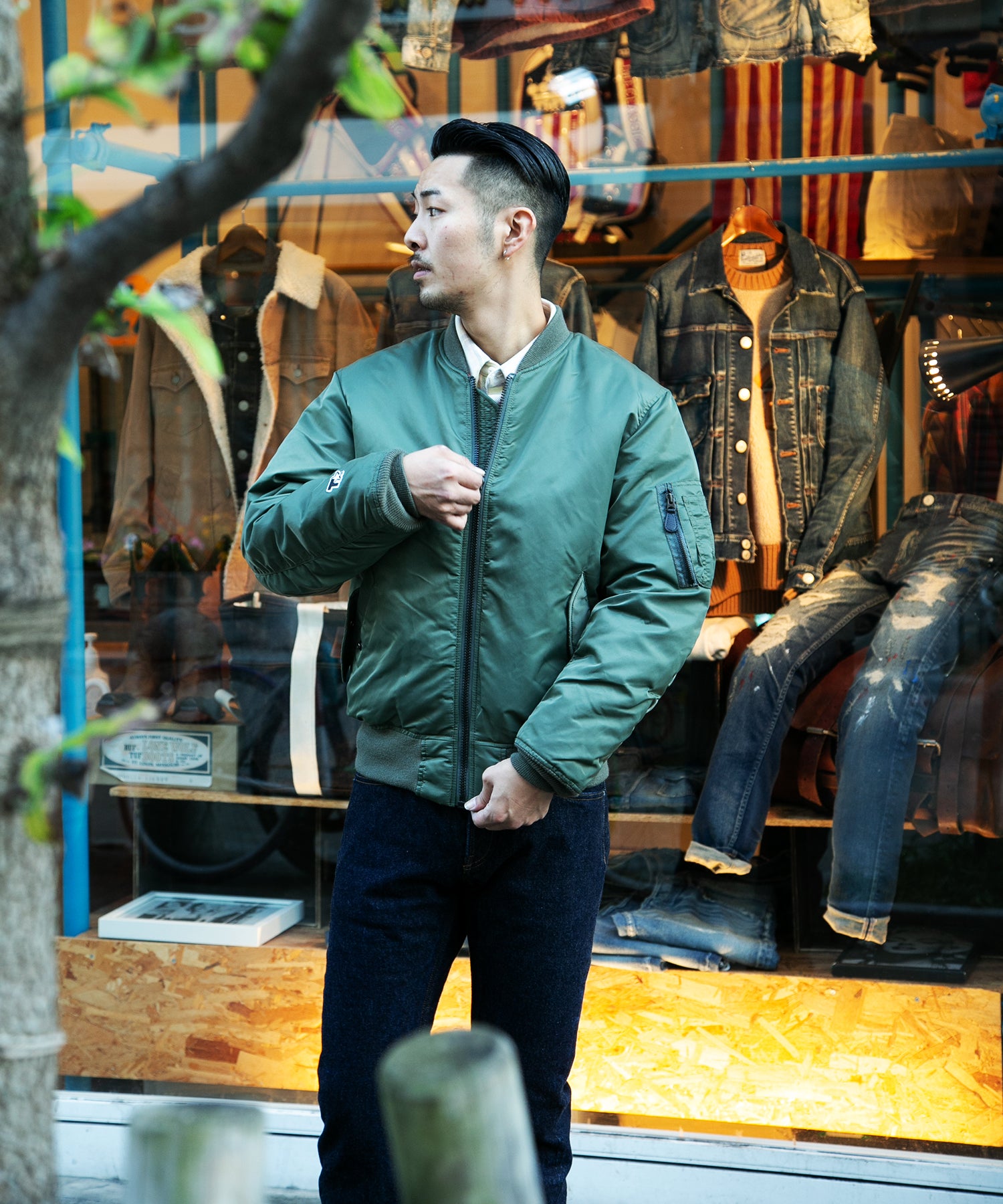 AVIREX/アビレックス MA-1 PATCHED FLYING TIGERS FLIGHT JACKET - MA-1