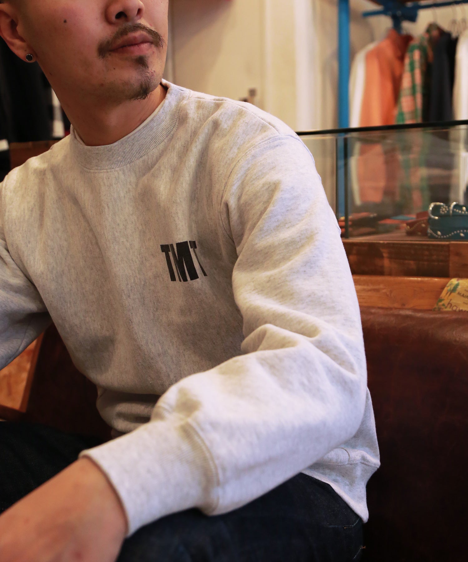 TMT REVERSE WEAVE SWEAT SHIRTS(TMT) / BLACK – TMT OFFICIAL ONLINE ...