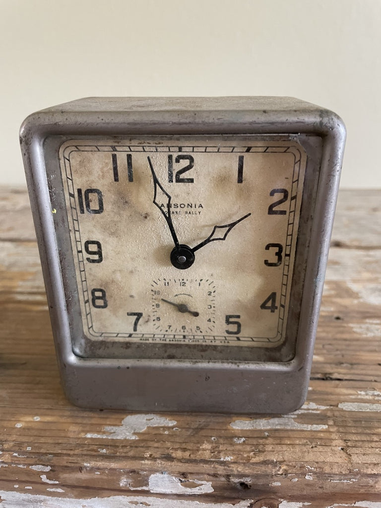 Vintage Ansonia Clock - BELLAVINTAGEHOME