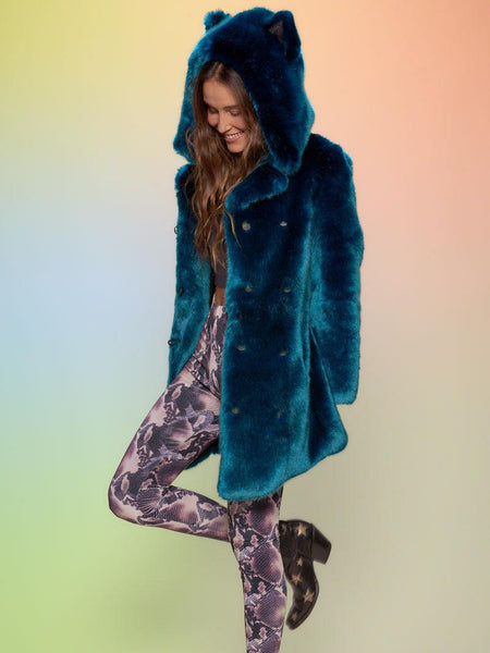 Hooded Lounger - Luxury Faux Fur in Giants Causeway (Sold Out!)