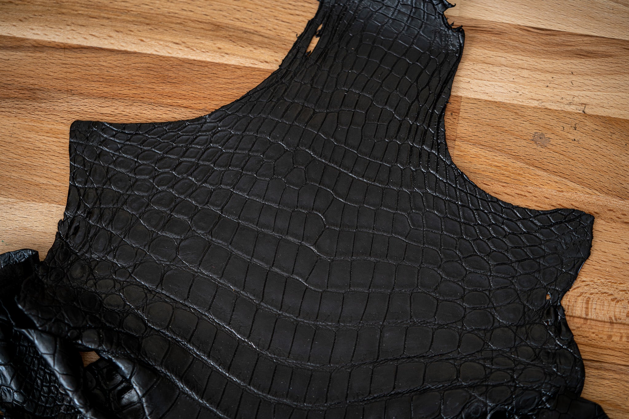 Genuine Niloticus Crocodile Skin used by artisan Nicolas Grinda Atelier Grinda Made in Monaco Luxury Custom Leather Goods