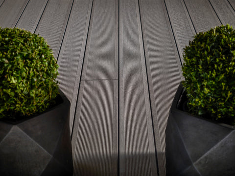 Mixed Width Decking By Trekker