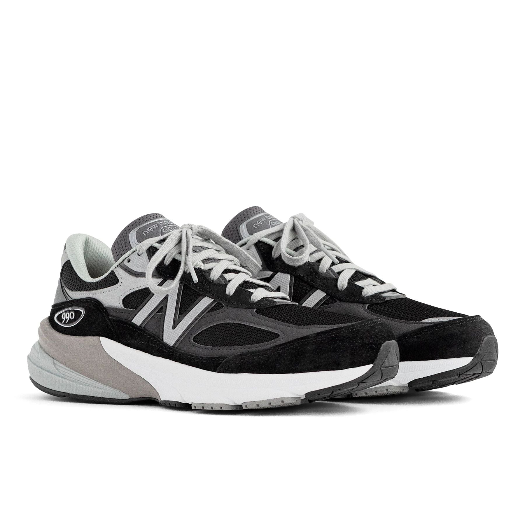 Women's 990 V6