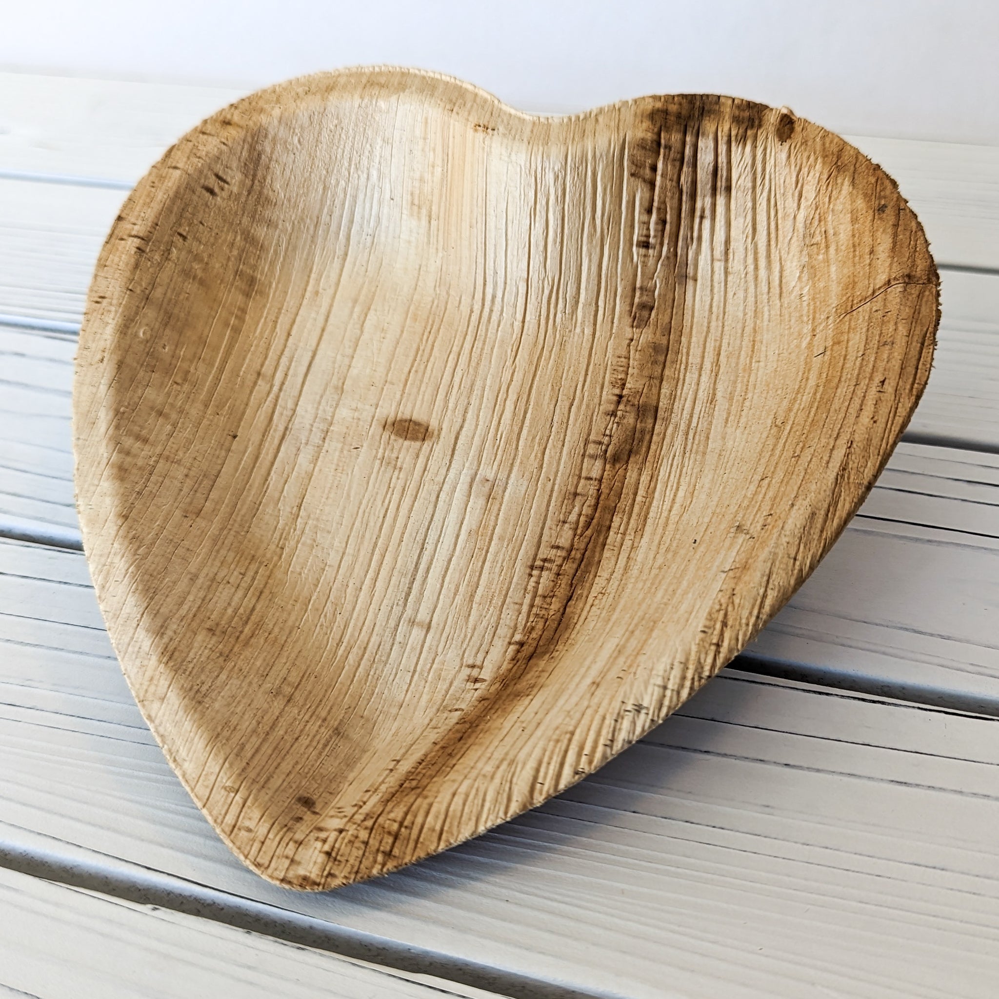 Palm Leaf Heart Bowl | NEW - BinkyBunnycom House Rabbit St product image