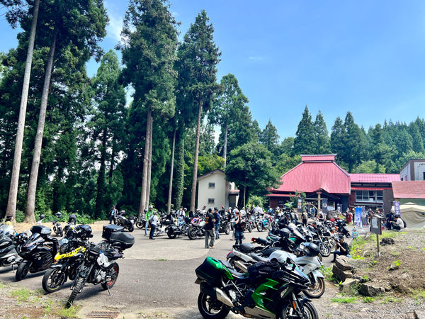 風巻神社には全国からバイク乗りの方々が訪れています