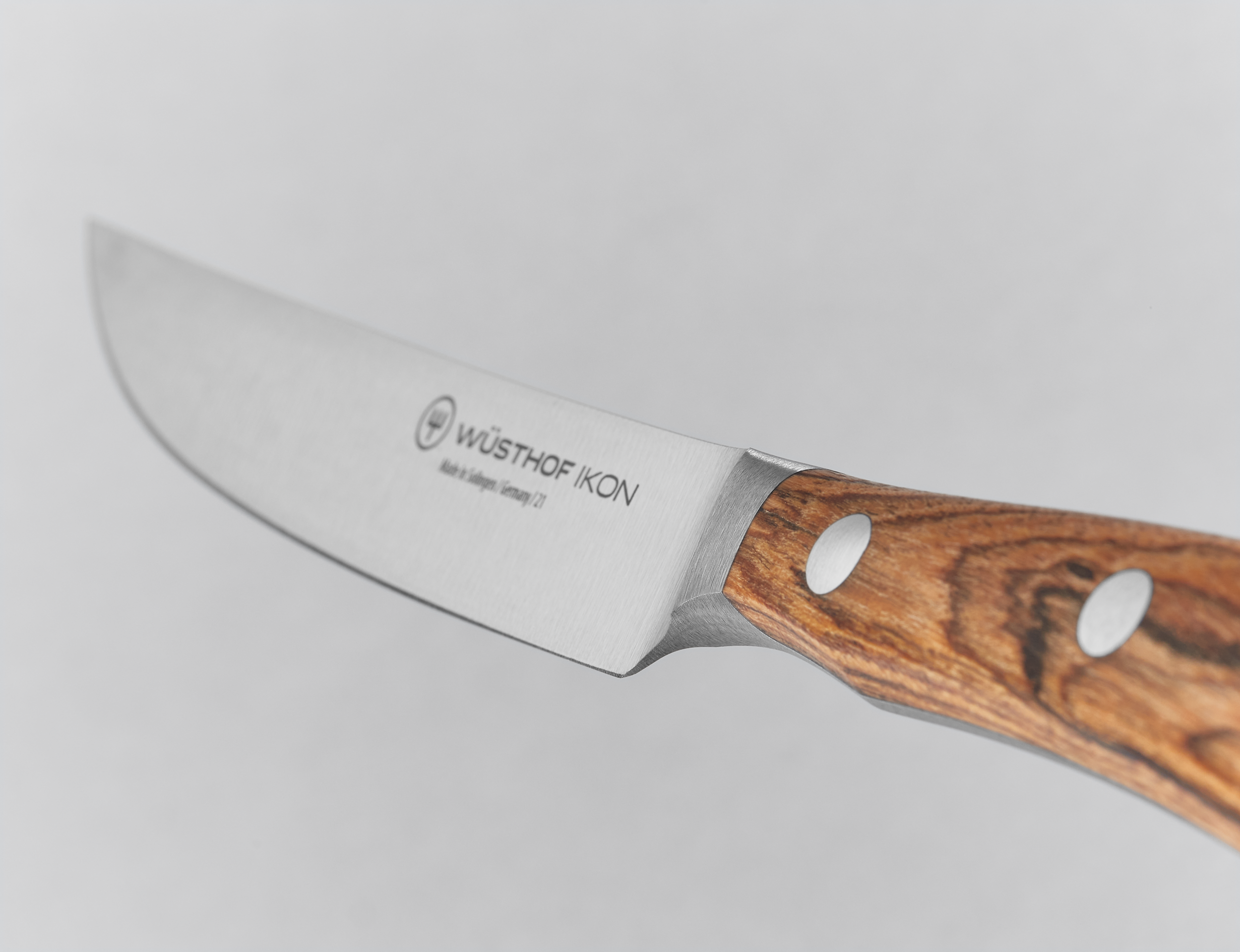 https://cdn.shopify.com/s/files/1/0372/6232/7941/products/1060560601_detail_knife_02_01.png?v=1635409150