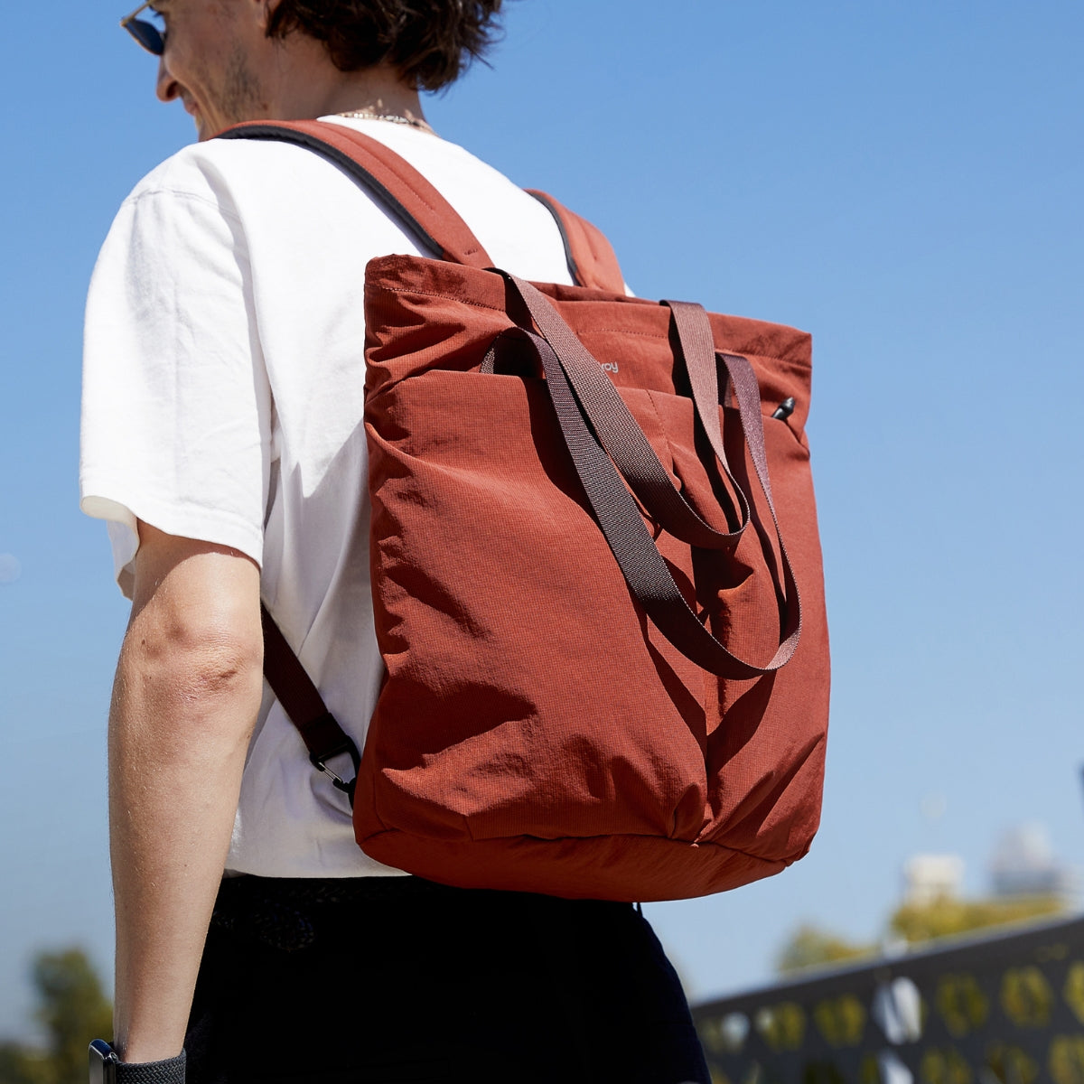 Bellroy Lite Totepack in Clay