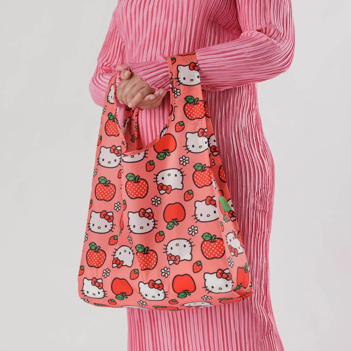 Baggu Standard Bag in Hello Kitty Apple