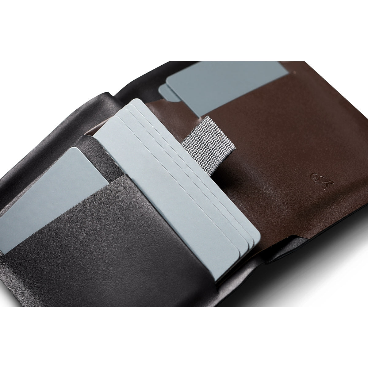 Bellroy Apex Note Sleeve in Raven