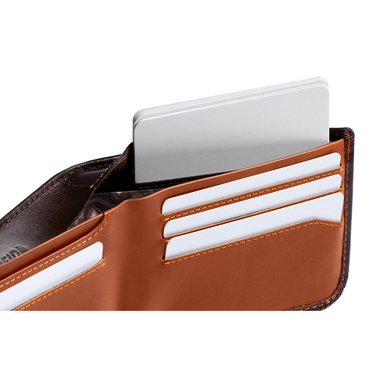 Bellroy Hide & Seek Lo in Java