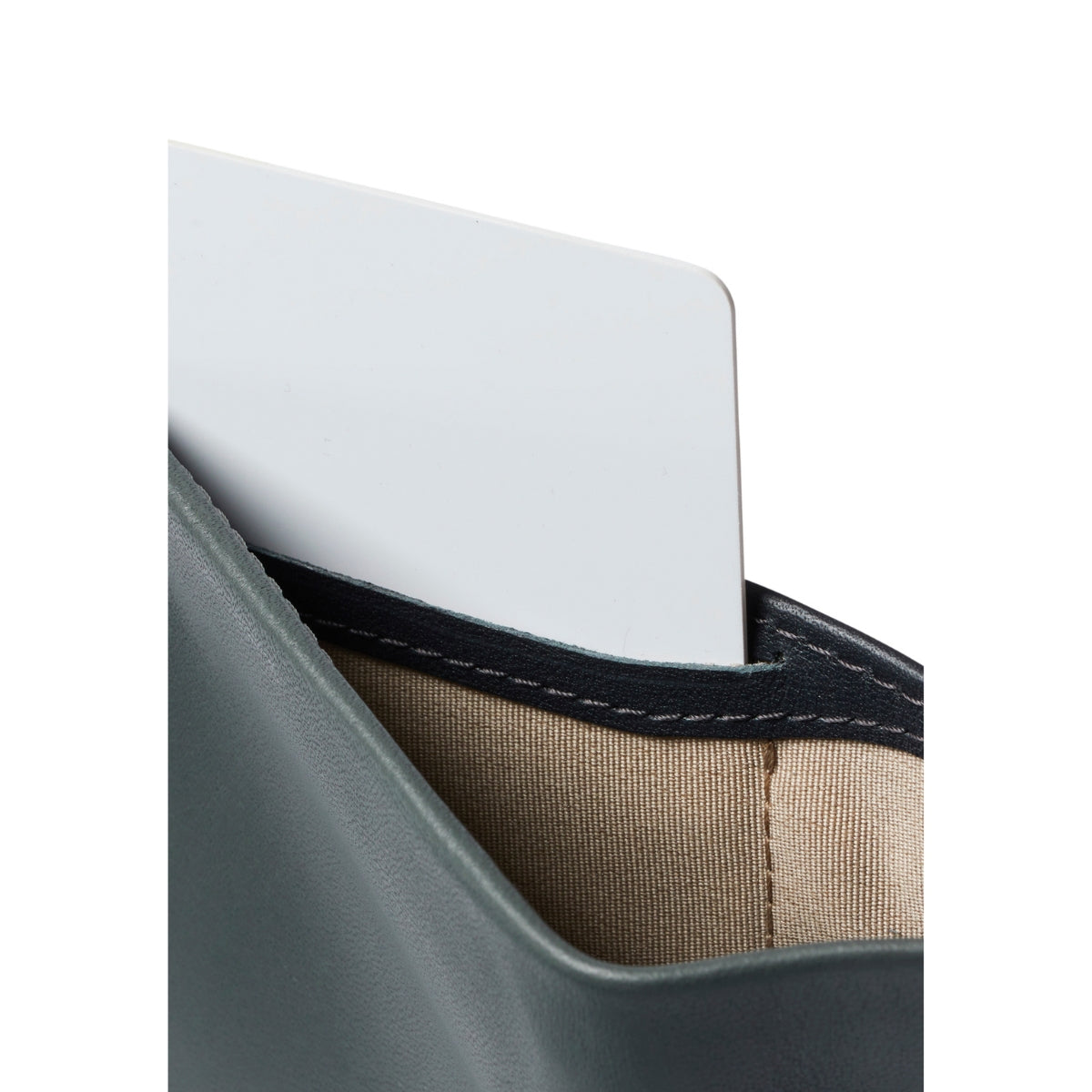 Bellroy Note Sleeve in Evergreen RFID Protection