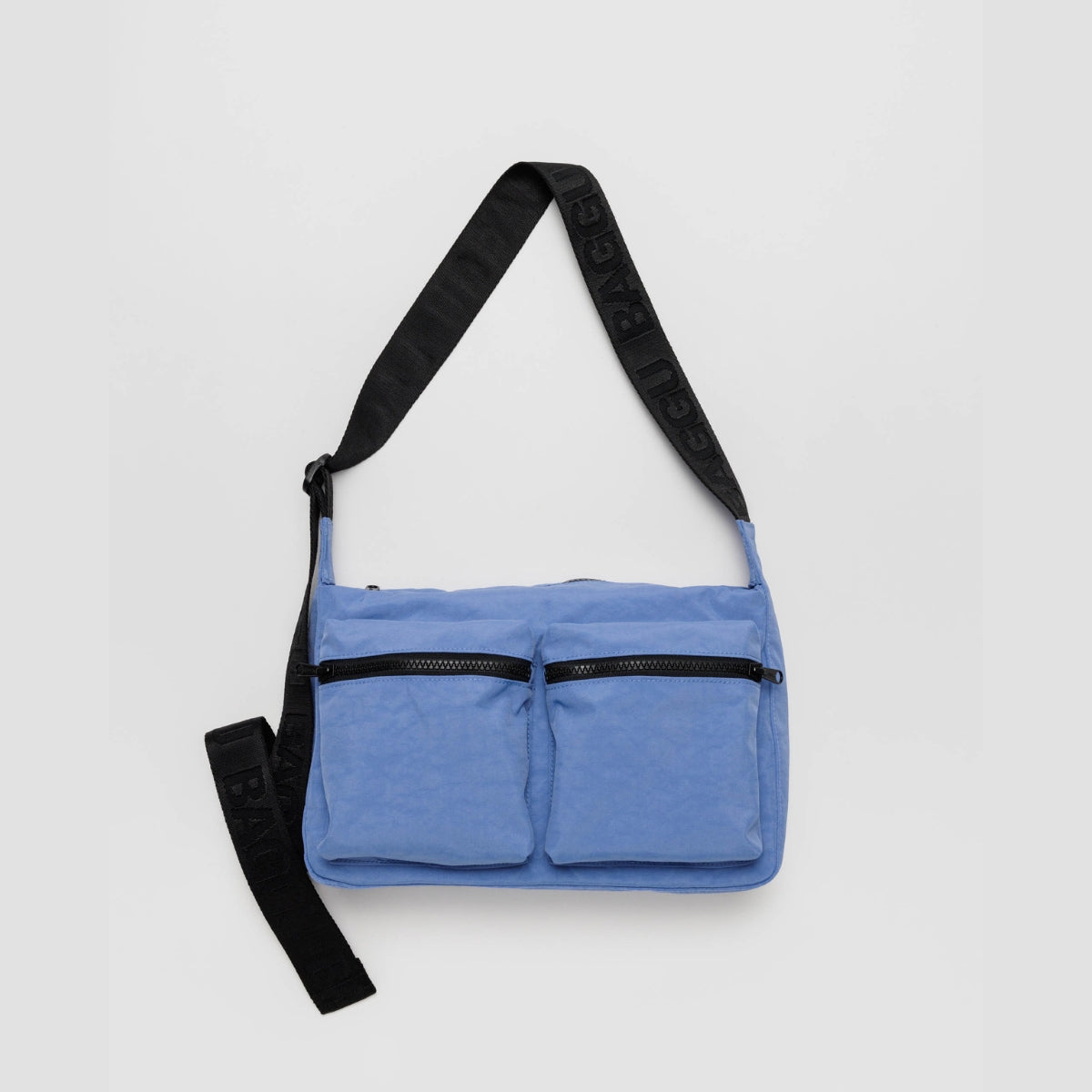 Baggu Medium Cargo Crossbody in Pansy Blue