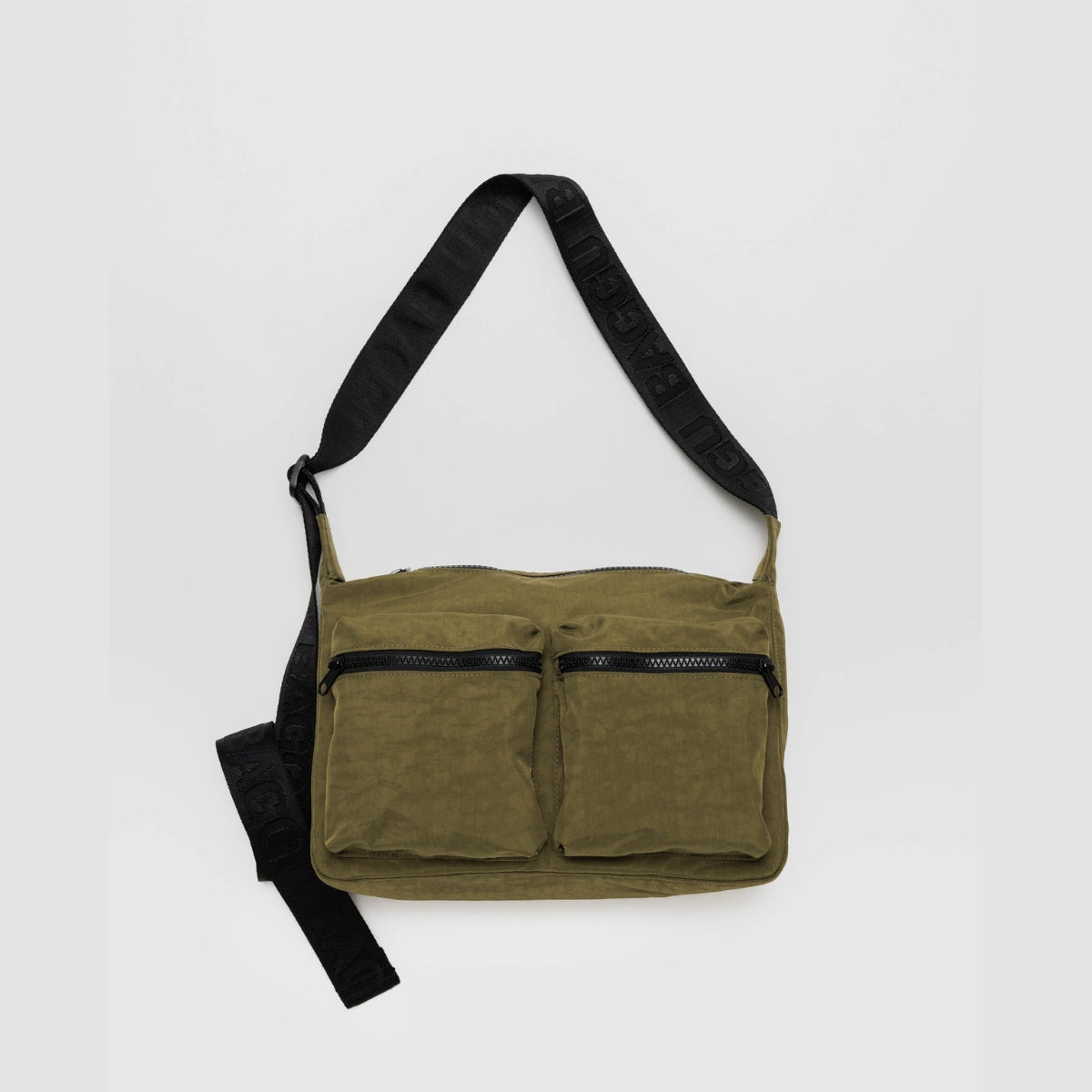 Baggu Medium Cargo Crossbody in Seaweed