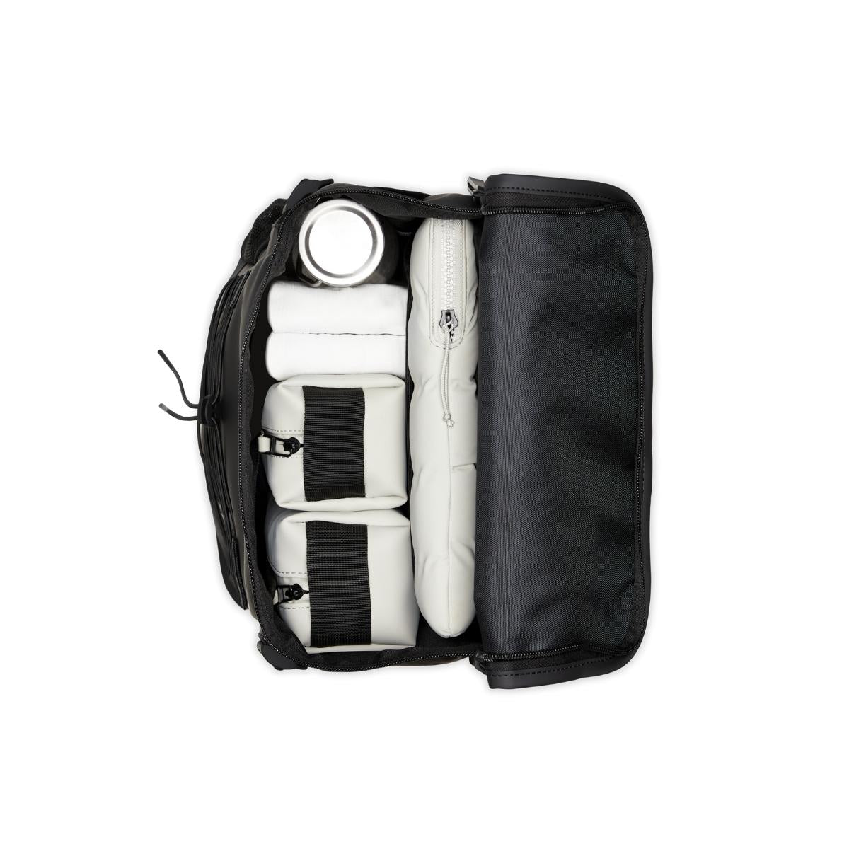 Rains Trail Mountaineer Bag in Black