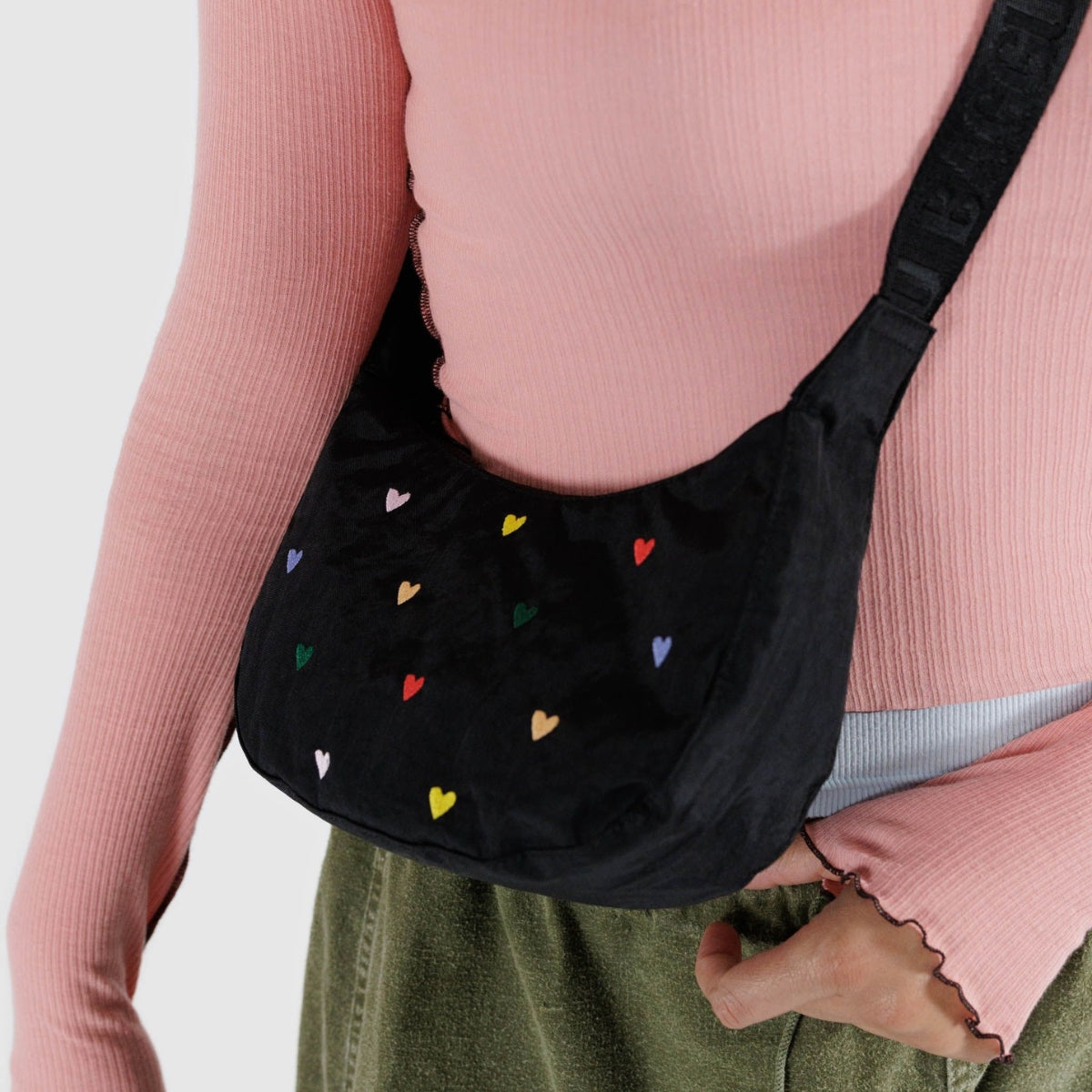 Baggu Small Nylon Crescent Bag in Embroidered Hearts