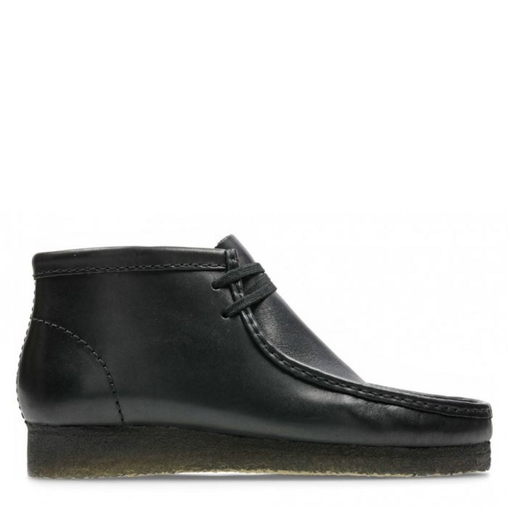 Clarks Men's Wallabee Boot in Black Leather