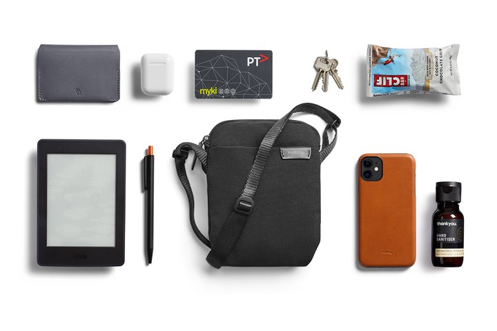 Bellroy City Pouch in Melbourne Black