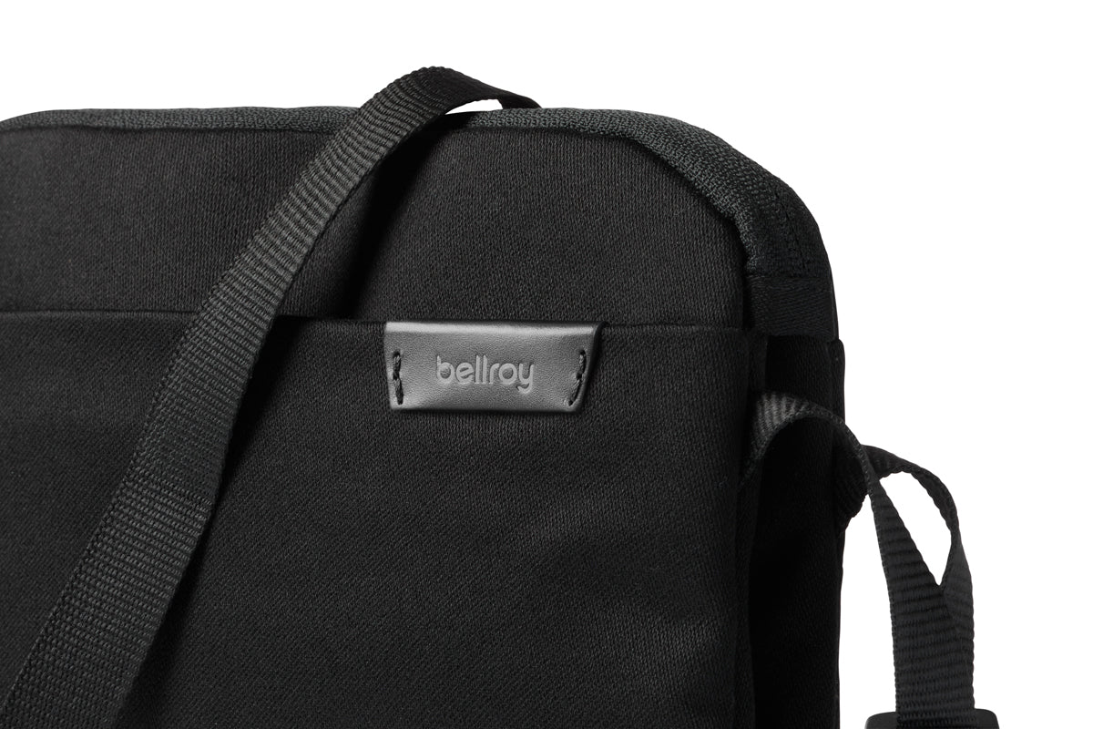 Bellroy City Pouch Plus in Melbourne Black