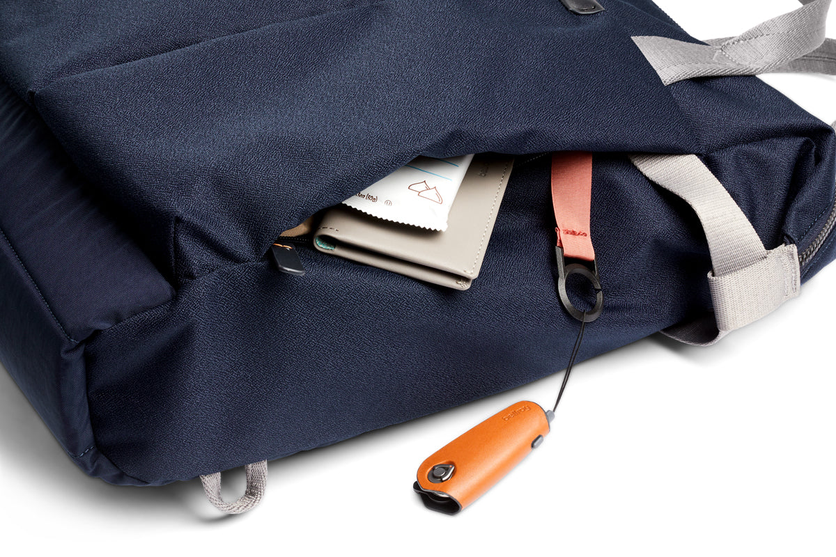 Bellroy Tokyo Totepack in Navy