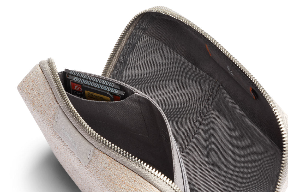 Bellroy Tech Kit Compact in Saltbush