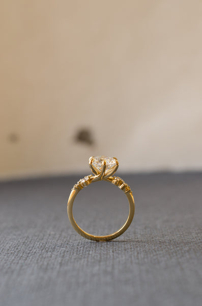 2ct lab grown round engagement ring twist