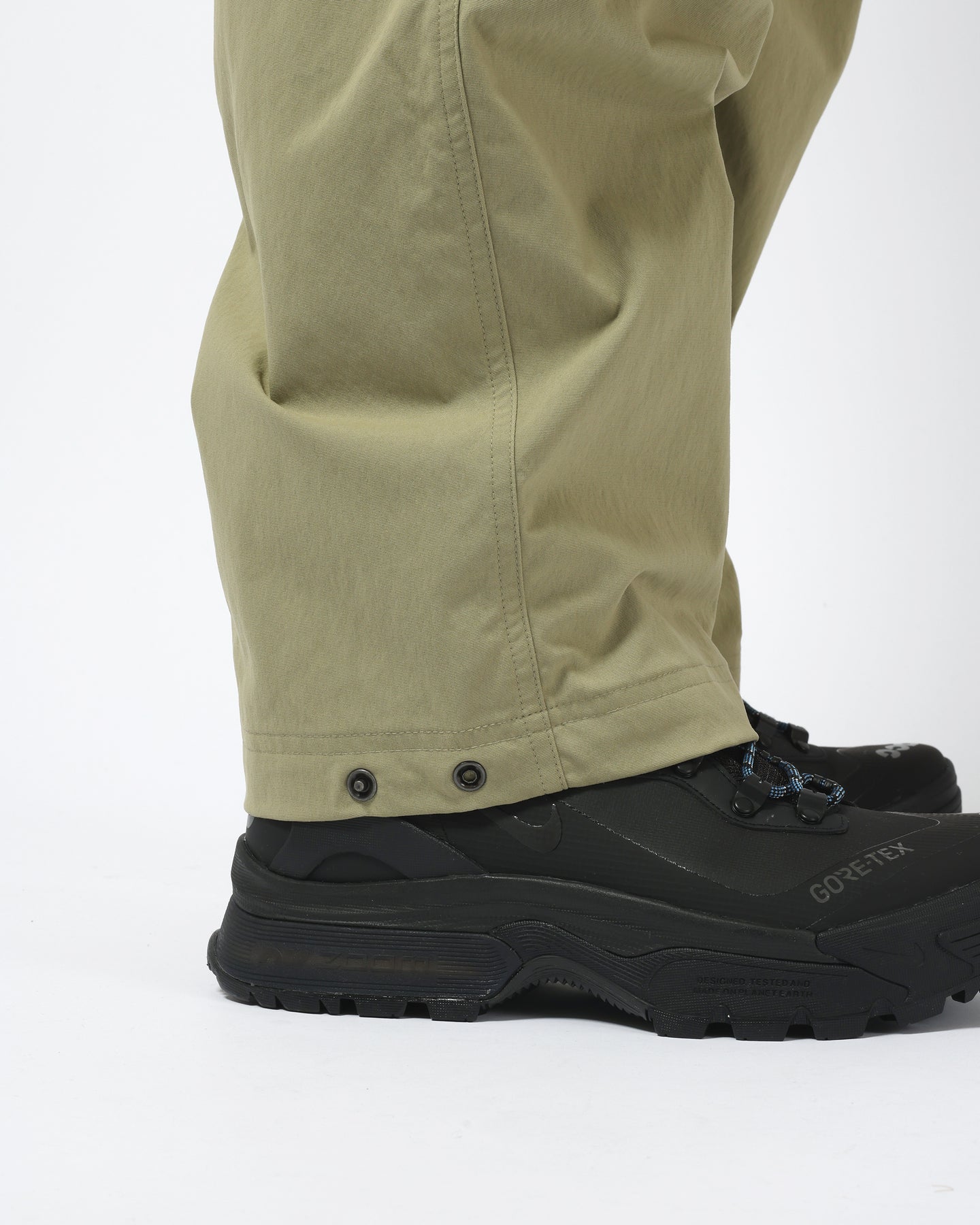 ファッション 希少 ファーストカラー Nike ACG Cargo Pant Black i9tmg