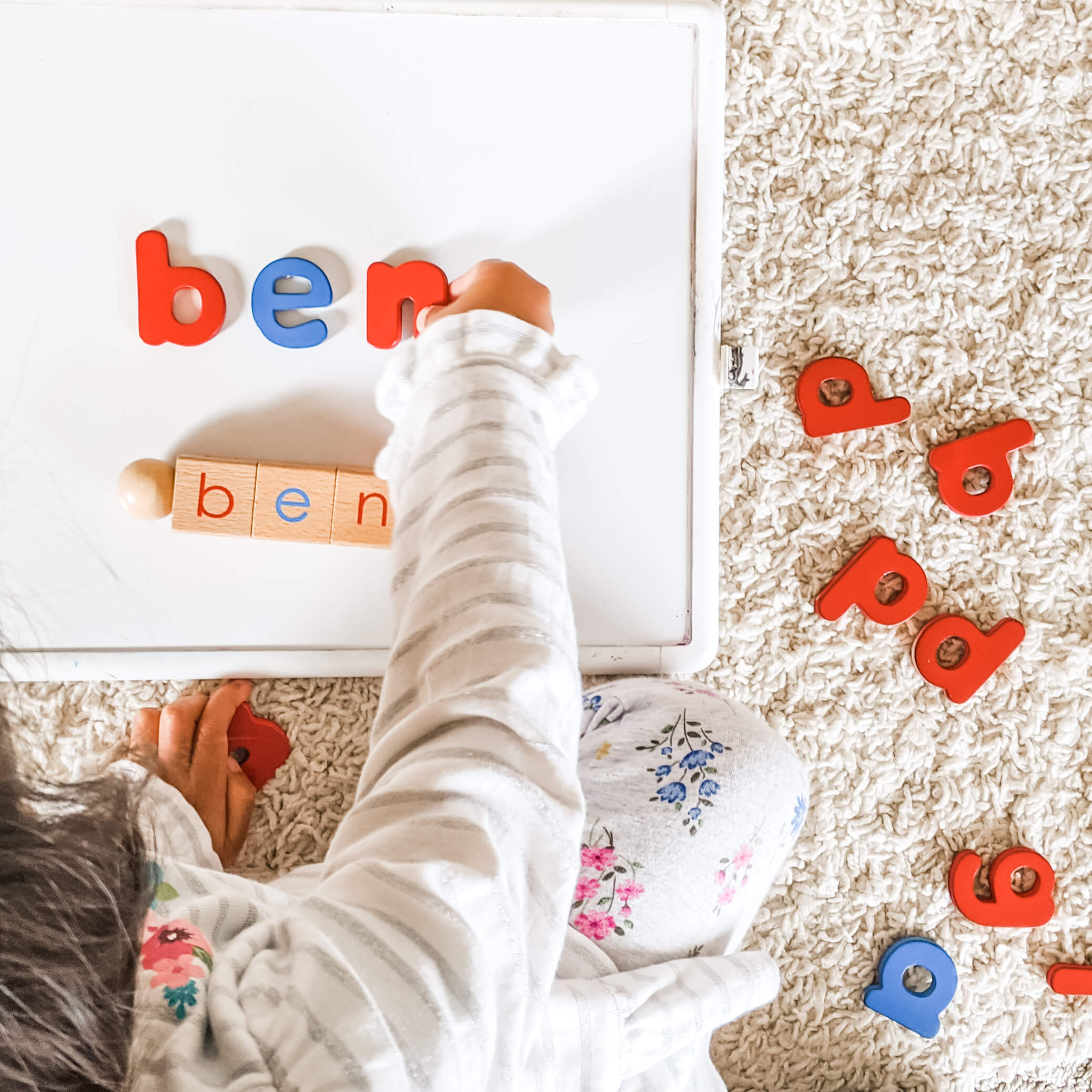 Phonics Activity with Spin-and-Read Phonetic Blocks & Movable Alphabet