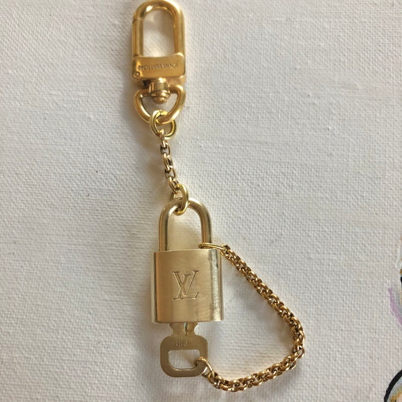 Authentic LV Padlock Charm/Keychain – Bird Vintage