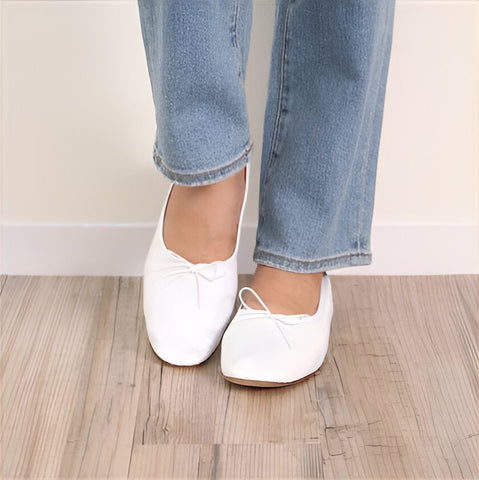 Olga spelta high-necked white ballet flats