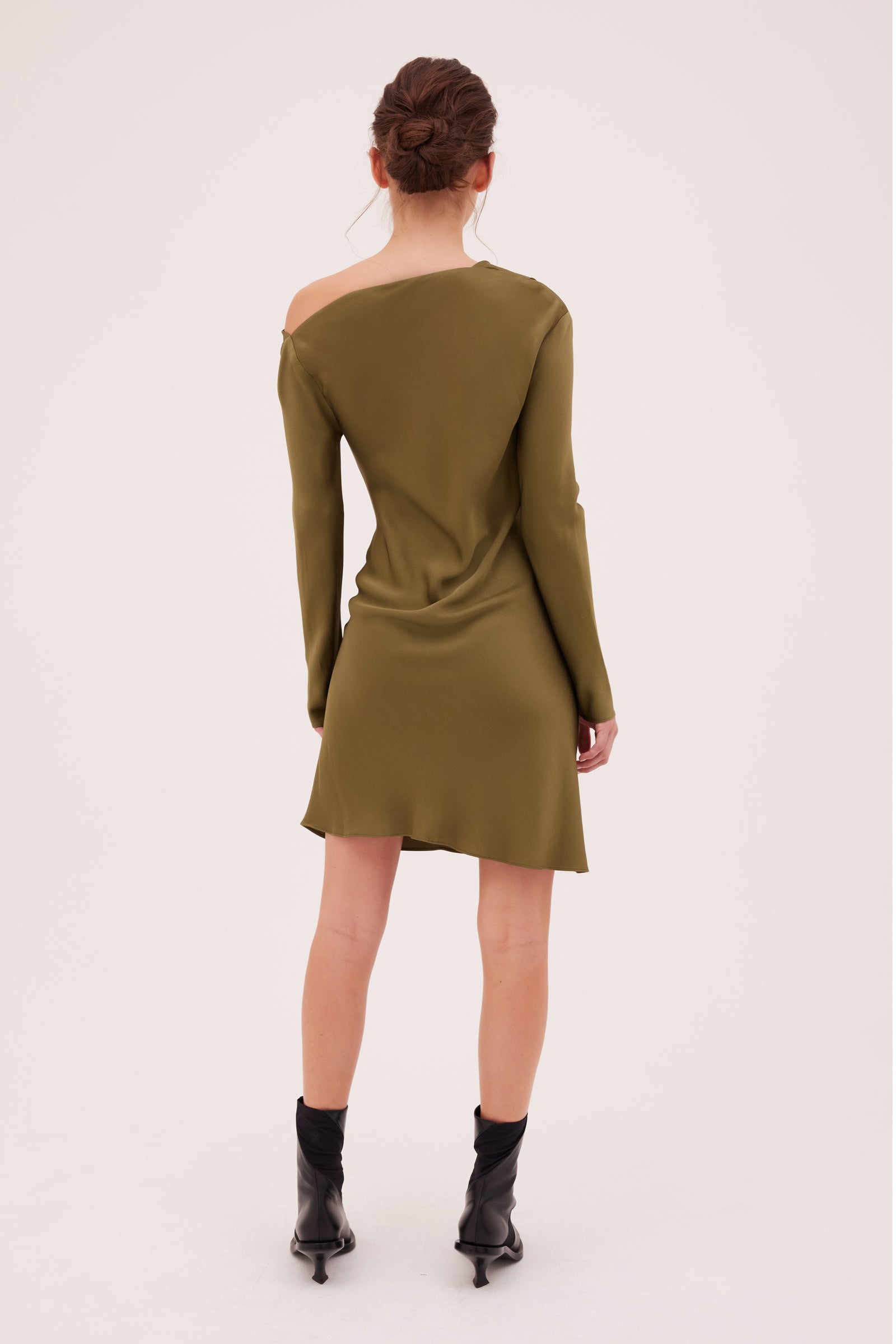 OLIVE CREPE SATIN MORI MINI DRESS