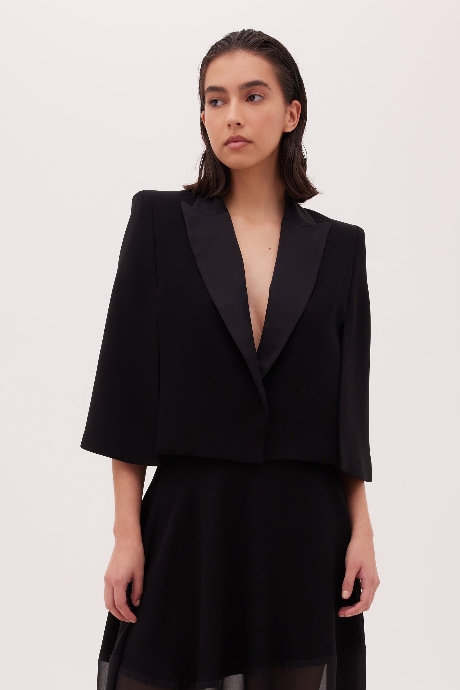 BLACK CREPE JACQUETTE